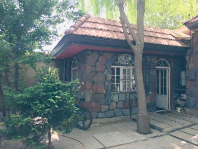 باغ ویلا 850 متری بنادار در بهترین موقعیت شهریار