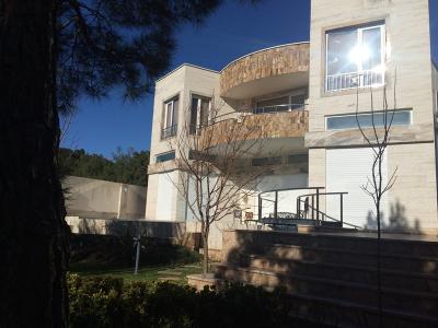  فروش باغ ویلا 850 متری در محمد شهر(کد215)