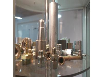 تولید و فروش اتصالات هیدرولیکی با کیفیت