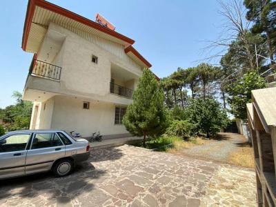 2300 متر باغ ویلا در شهرک زیبادشت کرج