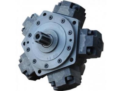 دستگاه تزریق پلاستیک, حسن معتمدی