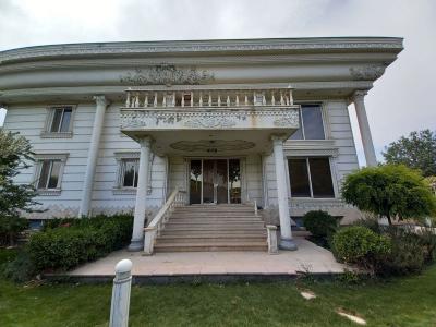 2000 متر عمارت سوپر لوکس در منطقه ای خاص و برند