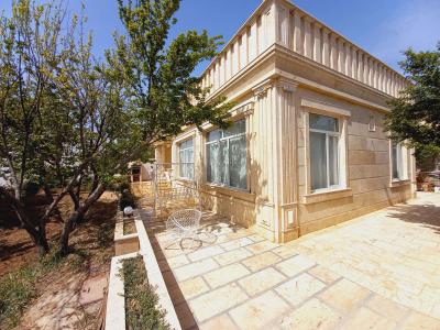 باغ ویلا 800 متری استخردار در شهریار