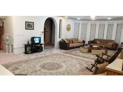 باغ ویلا 600 متری با سند تکبرگ در محمدشهر کرج