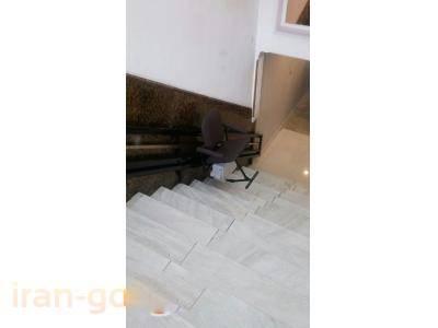 طراحی و ساخت بالابرهای مغازه ای ، بالابر ویلچربر ، بالابر نفربر و بالابر غذابر