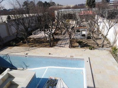 جکوزی نفره-900 متر باغ ویلای مشجر بسیار زیبا در شهریار