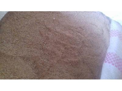 ایران پوشال خاک اره