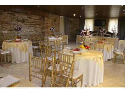 اجاره انواع میز و صندلی برای مراسم