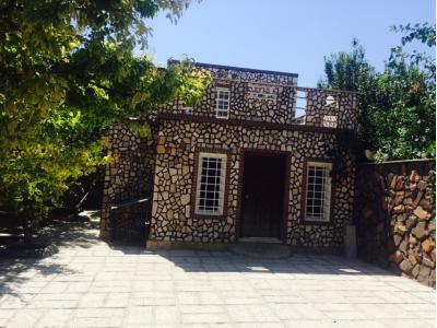 فروش باغ ویلا ۱۲۰۰ متری در شهریار(کد100)