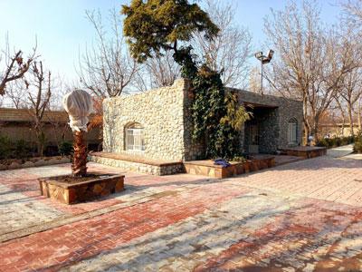• باغ-باغ ویلا 5500 متری با بنای قدیمی در شهریار