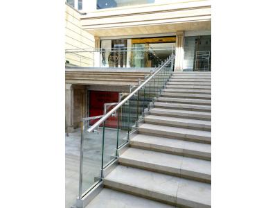 نرده  و نمای شیشه ای در شیراز