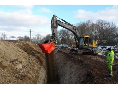 سرند هیدرولیکی جهت پروژه انتقال خطوط لوله گذاری گاز 