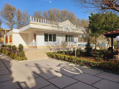 باغ ویلا 2200 متری با انشعابات قانونی در شهریار