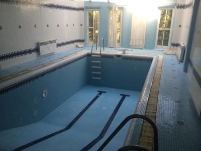 فروش باغ ویلا 10000 متری در محمد شهر (کد179)