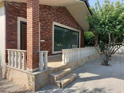 1237 متر باغ ویلای شیک در شهریار