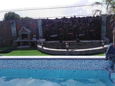 ساخت استخر ملارد-باغ ویلا 1250 متری با انشعابات قانونی در شهریار