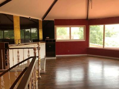 2500 متر باغ ویلا در با موقعیت عالی در شهریار