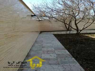 املاک شهریار حومه تهران-500 متر ویلا باغ مناسب سکونت دائم 