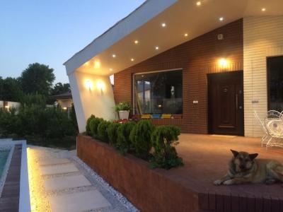 1050 متر باغ ویلای شیک و مدرن در شهریار