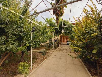 برق سه فاز-2500 متر باغ ویلای مشجر در شهریار