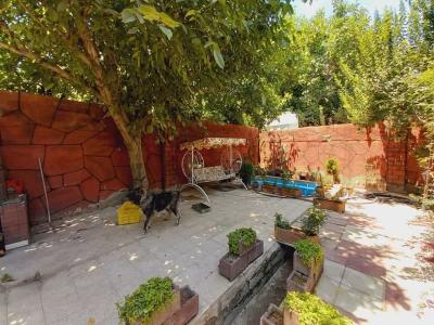 باغ شهریار-باغ ویلای 1000 متری با بنای قدیمی در شهریار