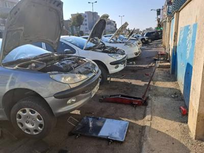  تعمیر انواع فرمان برقی و هیدرولیک فرمان و پمپ هیدرولیک و جعبه فرمان در تهران