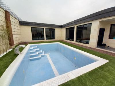 باغ ویلا 525 متری شیک و نوساز در شهریار