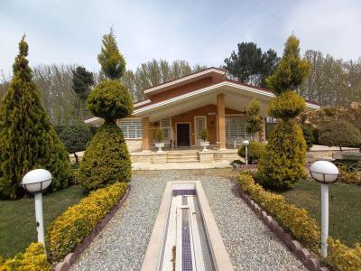 2000 متر باغ ویلای فاخر با جواز در شهریار