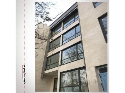 تولید و اجرای انواع در و پنجره های آلومینیومی و دوجداره