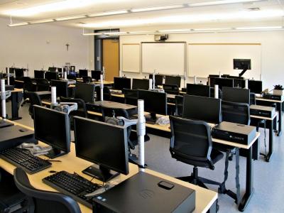 تخفیف 30 % و استخدام نفرات برتر فقط تا کریسمس 2019