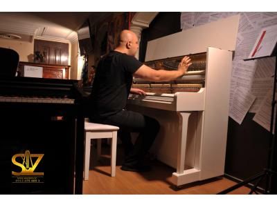 ارائه کلیه خدمات کوک , رگلاژ و تعمیر انواع پیانو