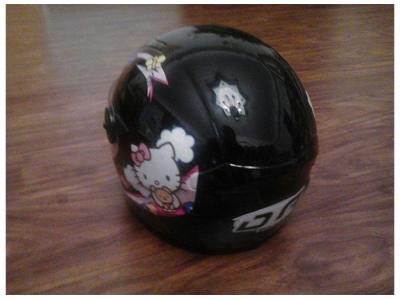 تولید کننده انواع طلق و کلاه ایمنی و لوازم جانبی موتور سیکلت