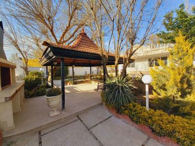 باغ ویلا 2200 متری با انشعابات قانونی در شهریار