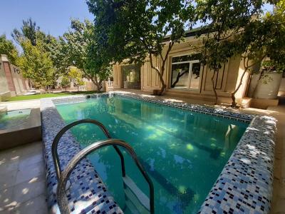 562 متر باغ ویلا در شهریار