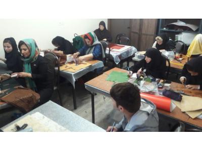 مرکز تخصصی اموزش وکار افرینی کیف و کفش چرم دست دوز