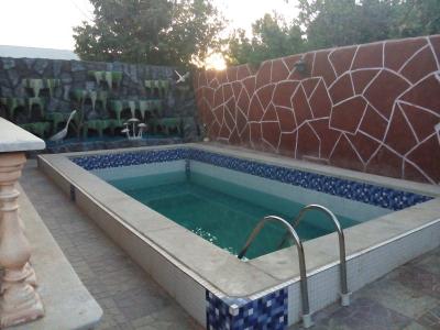 ویلا باغ 1200 متری  شیک قیمت مناسب با بنا 