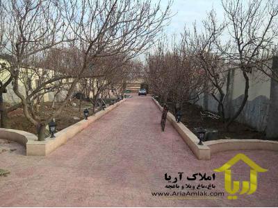 املاک تهران-1000 متر ویلا با بنای شیک 