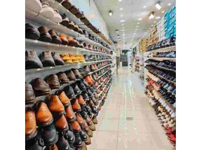 خرید تردمیل-فروشگاه کفش کرج گوهردشت، فروش انواع کفش های مجلسی، اسپرت،ورزشی تخصصی،اداری،کار و ایمنی و…