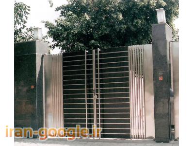 درب ورودی ساختمان استیل-اراتیل- aratil/ سازنده درب و مصنوعات دکوراسیون استیل
