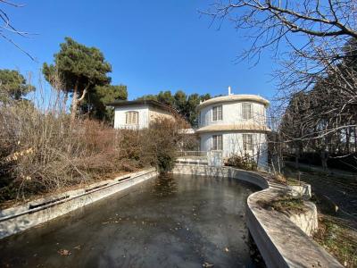 1450 مترباغ ویلای فاخر با بنای قدیمی قابل استفاده در شهریار