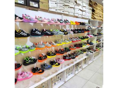 فروشگاه کفش کرج گوهردشت، فروش انواع کفش های مجلسی، اسپرت،ورزشی تخصصی،اداری،کار و ایمنی و…