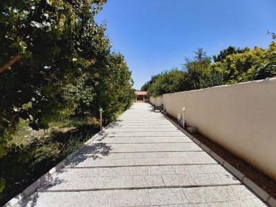 1000 متر باغ ویلای شیک در کرج