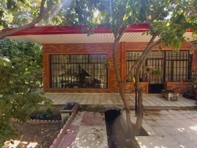 باغ ویلا با نگهبانی شهریار-باغ ویلای 1000 متری با بنای قدیمی در شهریار