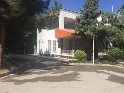 فروش باغ ویلا 10000 متری در محمد شهر (کد179)