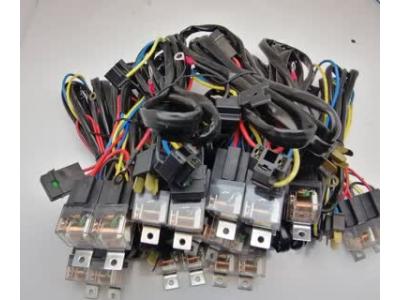 رله آفتامات تقویت چراغ خودرو پژو و پراید