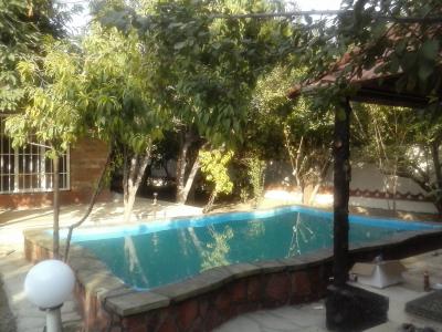 فروش باغ ویلا 780 متری در کردزار(کد165)
