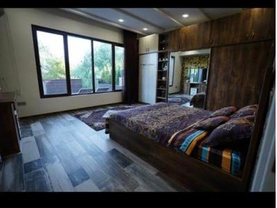 1075 متر کاخ ویلایی فاخر در شهریار