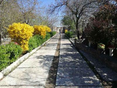 2500 متر ویلای دوبلکس با طراحی منحصر به فرد 