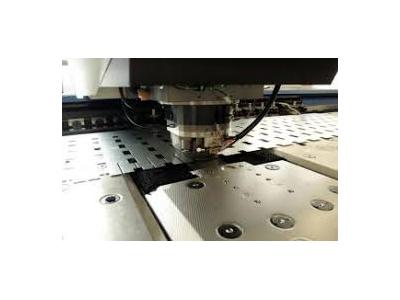 مرکز خدمات قلاویز کاری و سوراخکاری در شیراز 