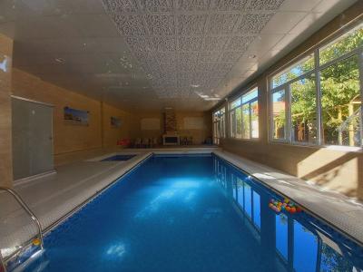 1050  متر باغ ویلای مشجر در شهریار